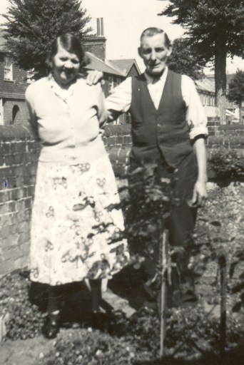 Uncle Sam &amp; Auntie Doll 1956 enhanced